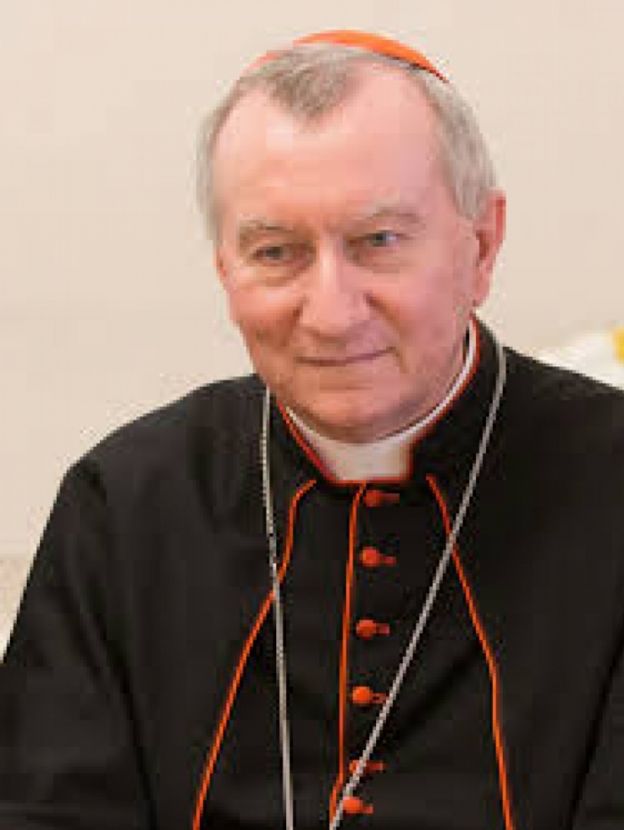 O cardeal Pietro Parolin, número 2 da Santa Sé, recebeu representantes LGBT