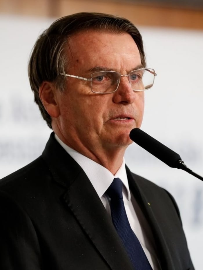 Jair Bolsonaro vai passar por uma cirurgia