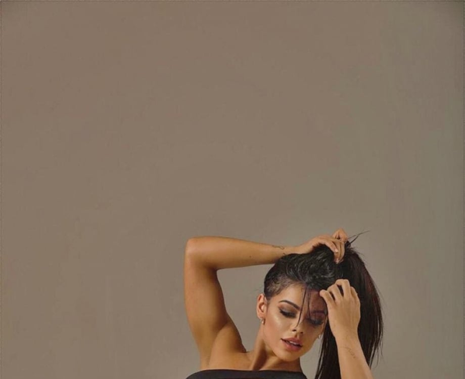 Suzy Cortez exibe 7% de gordura corporal 