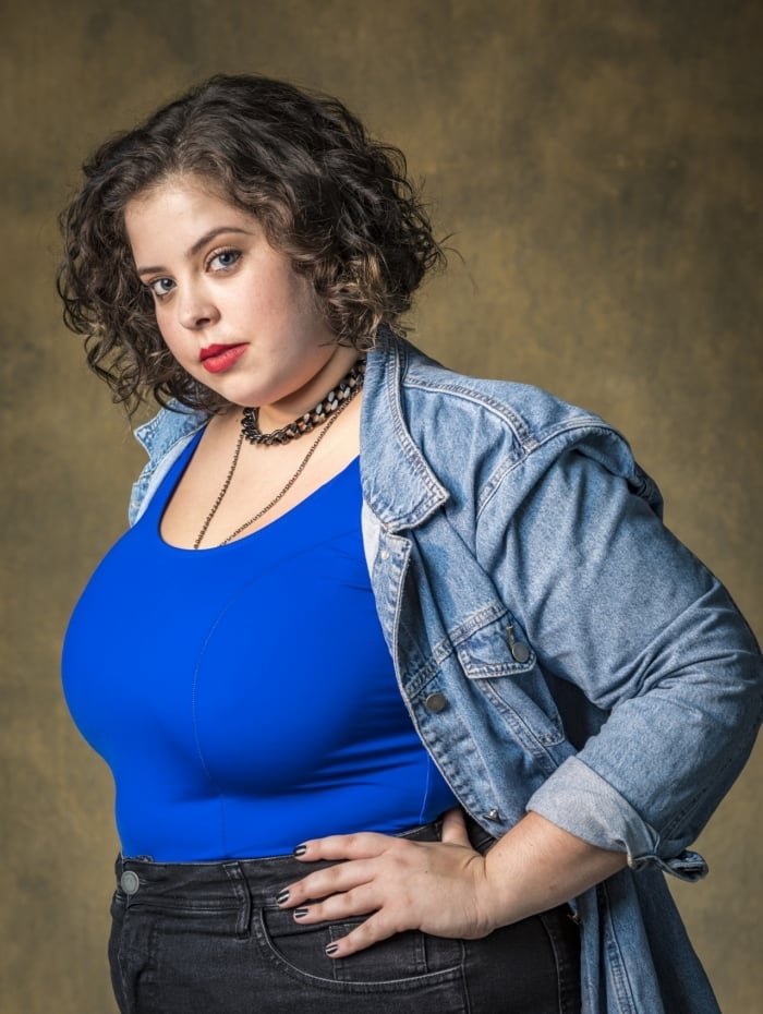 
Cibele (Guilhermina Libanio)      Caption