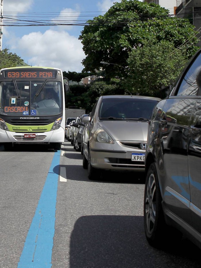 Rio j&aacute; conta com outros 23 corredores BRS na cidade. Na foto, a faixa exclusiva da Rua Teodoro da Silva, em Vila Isabel