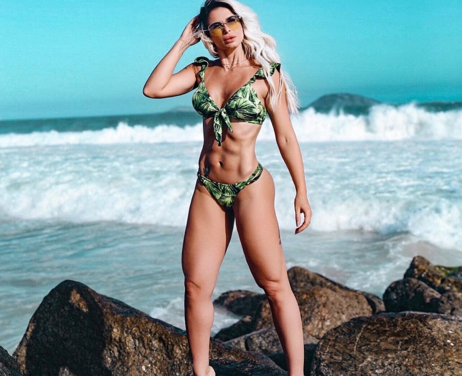 Influencer Pricylla Pedrosa revela segredo que a fez conquistar um corpo sarado
