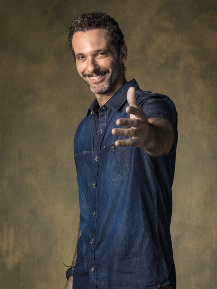 Ali (Mouhamed Harfouch)      Caption