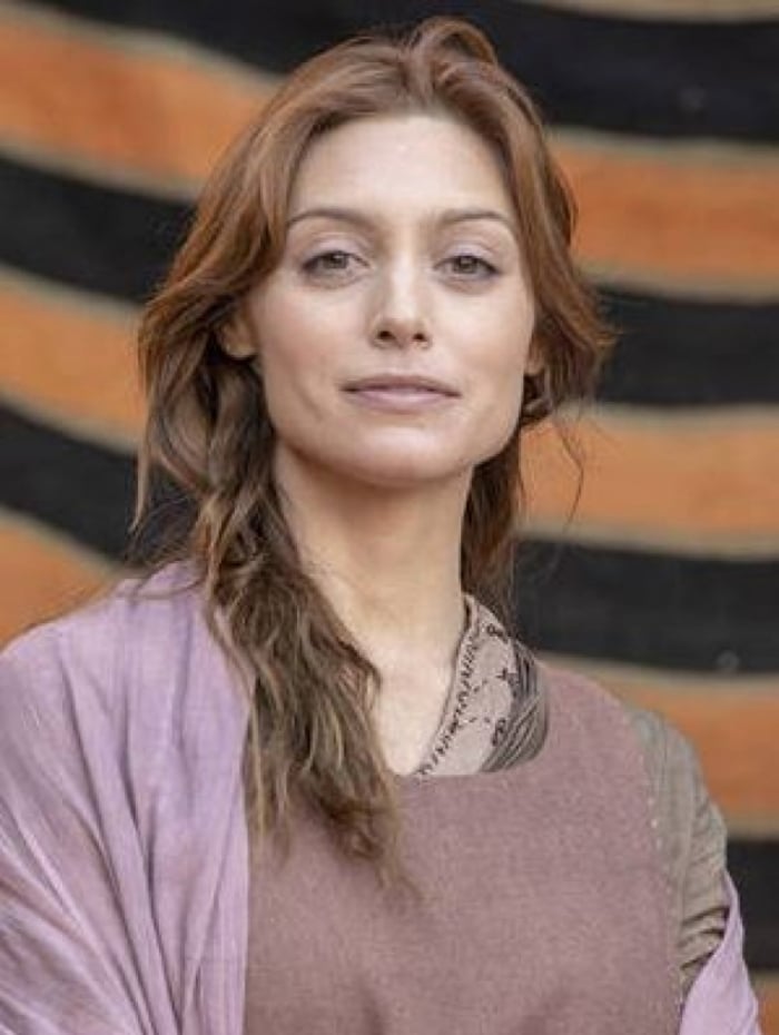 Temima (Juliana Schalch), em "Jezabel"