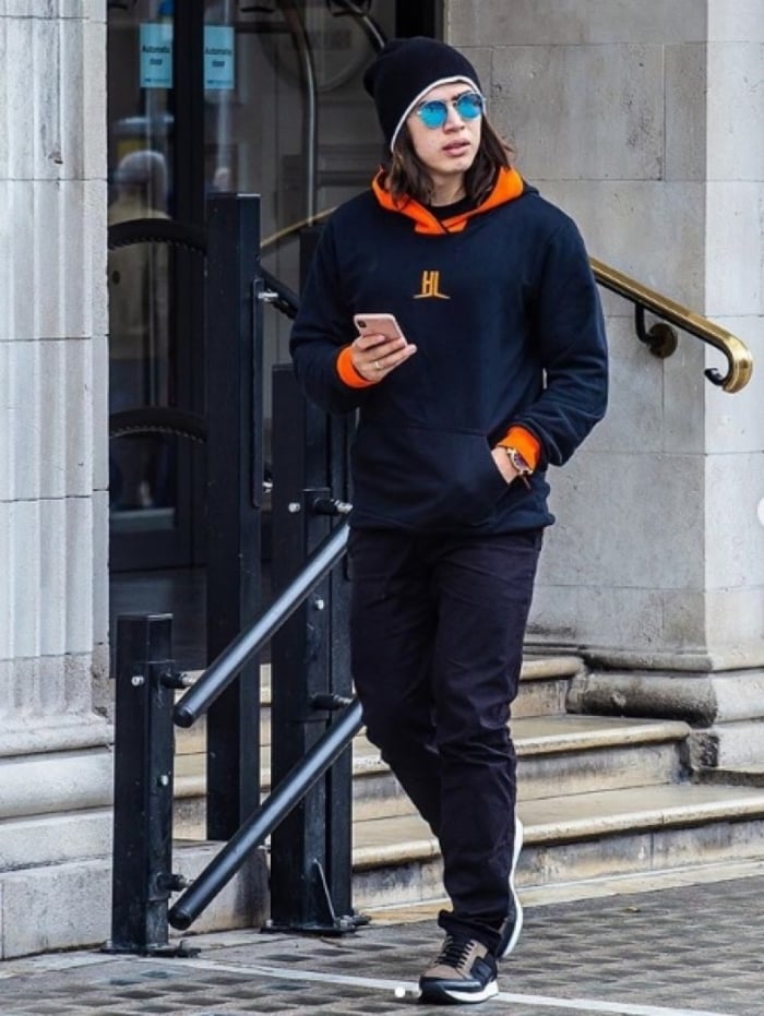 Whindersson Nunes paga dívida de fã com agiota