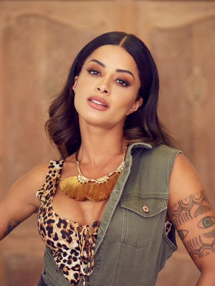 Aline Riscado arrasa em Topíssima, da Record