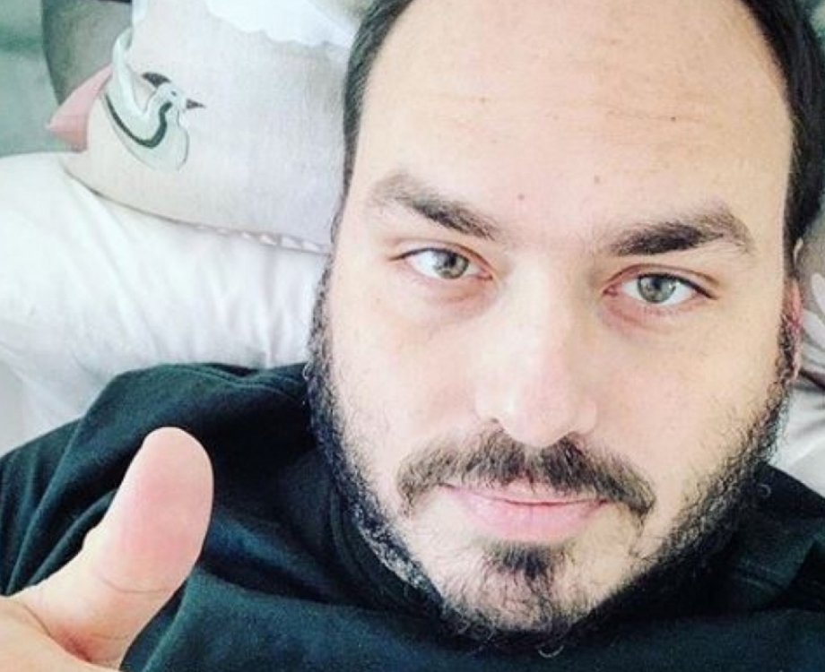 Carlos Bolsonaro sofreu crise de cálculo renal e foi internado no Hospital Pró-Cardíaco