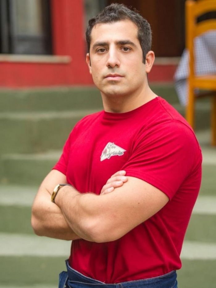 Kaysar tirou a barba para nova fase de seu personagem em 'Órfãos da Terra'