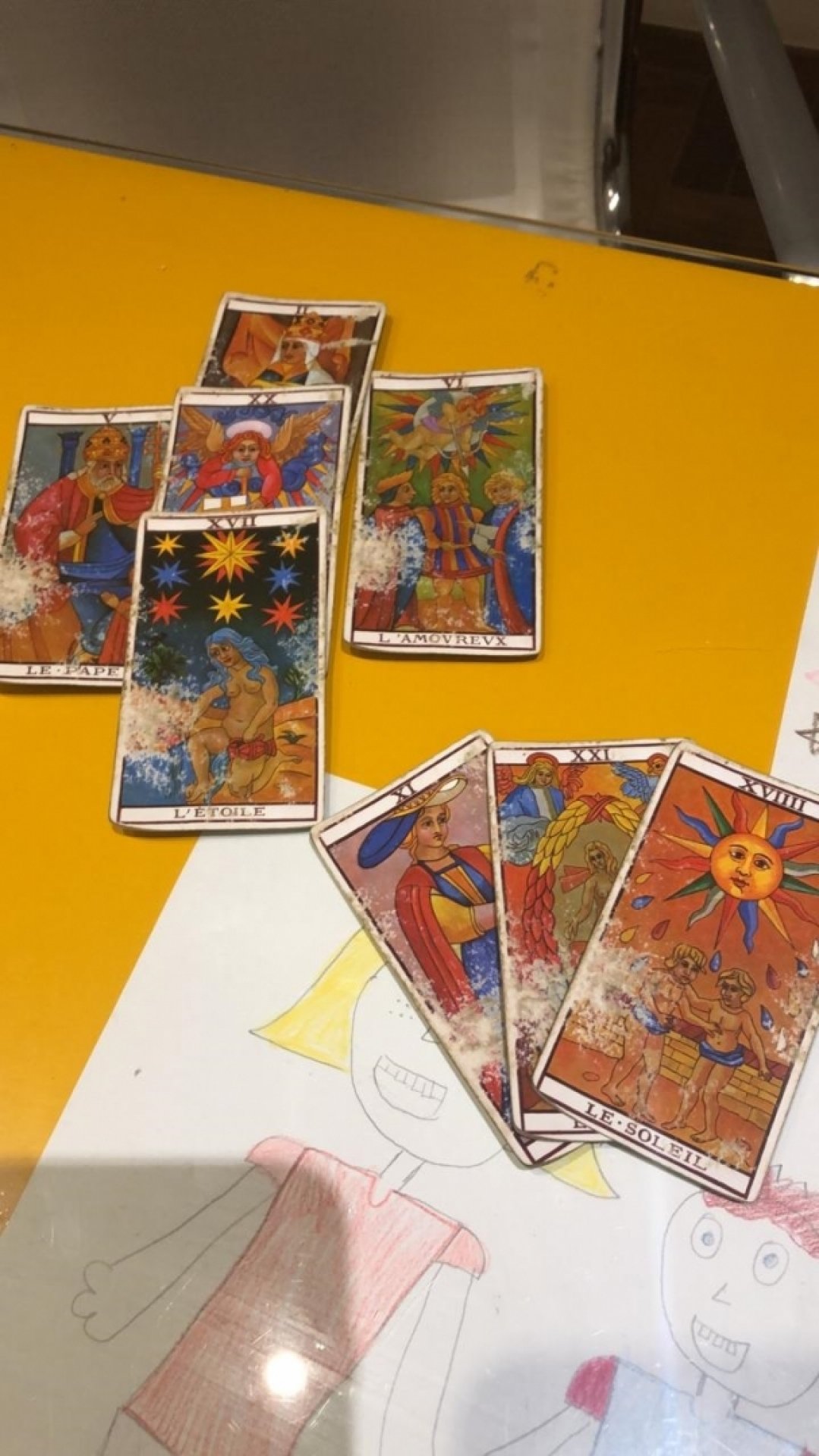 Taróloga diz  que saída para Ney é voltar com Bruna