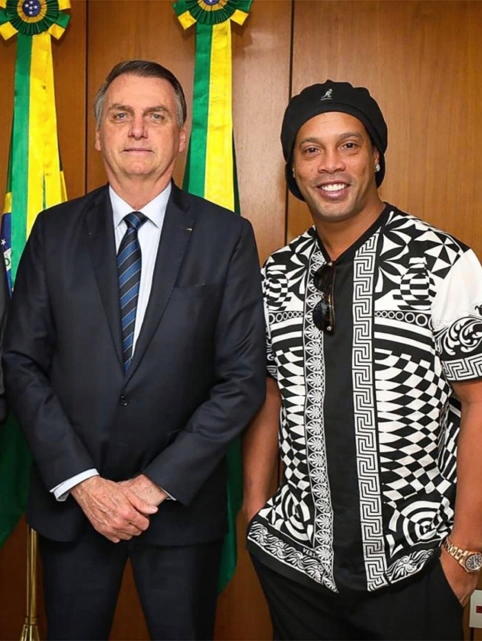 Bolsonaro almoÃ§a com Ronaldinho GaÃºcho no PalÃ¡cio do Planalto
