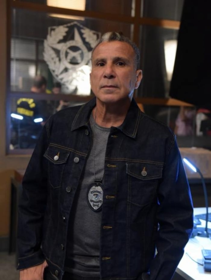 Edevaldo (Eri Johnson), em 'Topíssima'