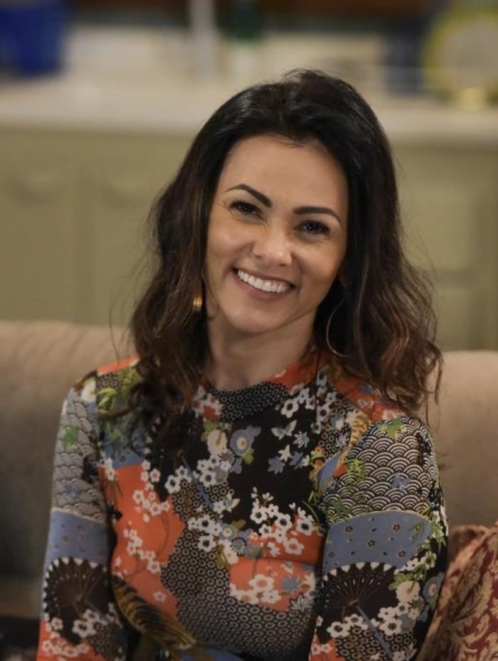 Inês (Suzana Alves), em 'Topíssima'