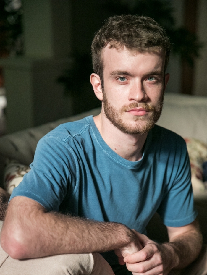 Davi (Vitor Thiré), em 'Órfãos da Terra'