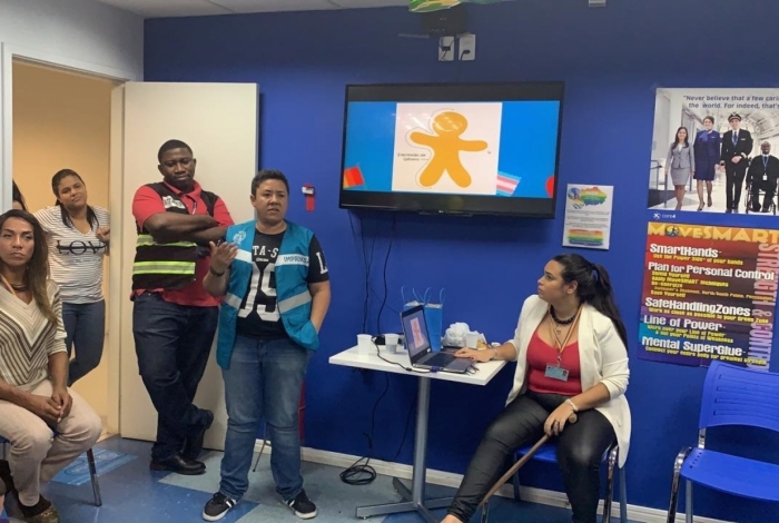 
CEDS Rio promove evento de sensibilização LGBT para colaboradores da companhia United Airlines