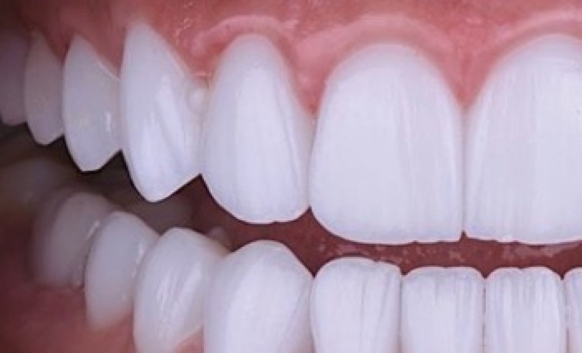 Rogério Penna é especializado em reabilitação oral