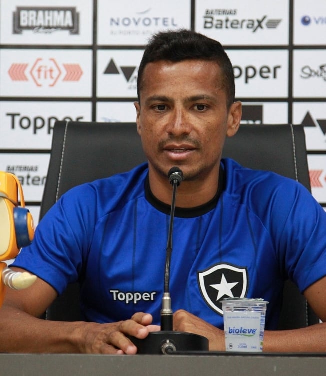 Cícero aposta no crescimento do Botafogo