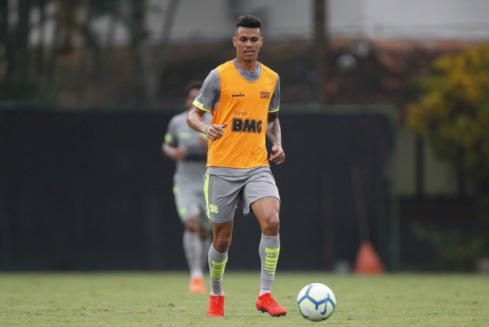 O volante Richard chegou ao Vasco com status de titular