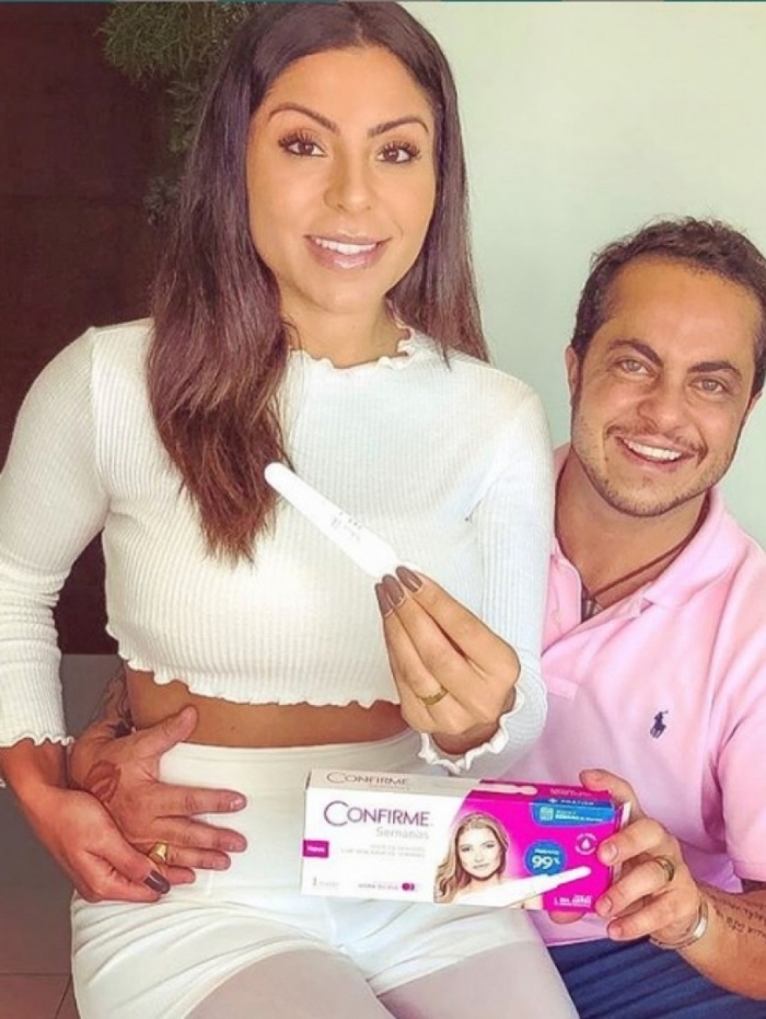 Andressa Ferreira anuncia gravidez