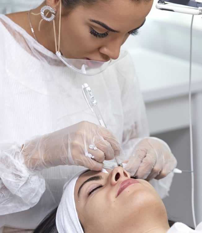 Nanda Gama é especialista em micropigmentação - Rafael Piedade/Divulgação