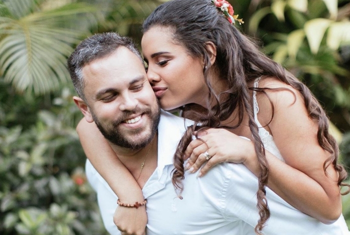 Orlando Costa e Alinne Araújo
