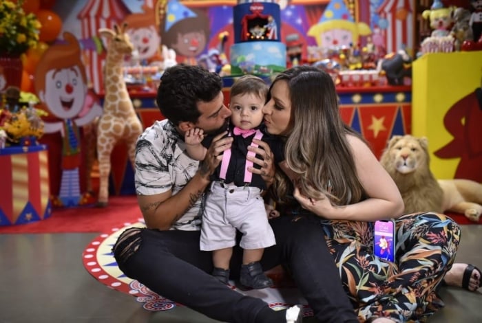 Radamés Martins e Caroline Furllan celebraram o primeiro aniversário do filho Matheus
