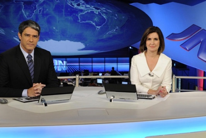 William Bonner e Fátima dividindo a bancada no 