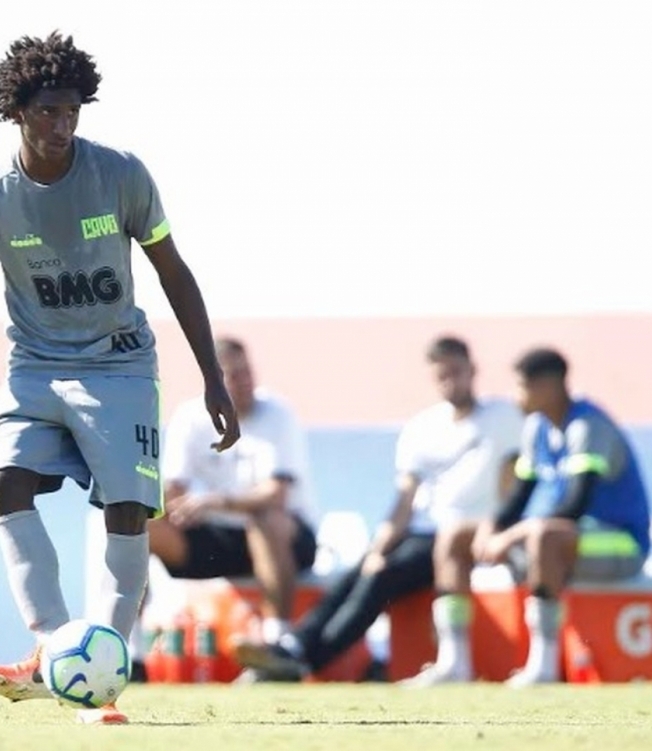 Talles Magno tem boas chances de começar como titular no domingo - Rafael Ribeiro/Vasco