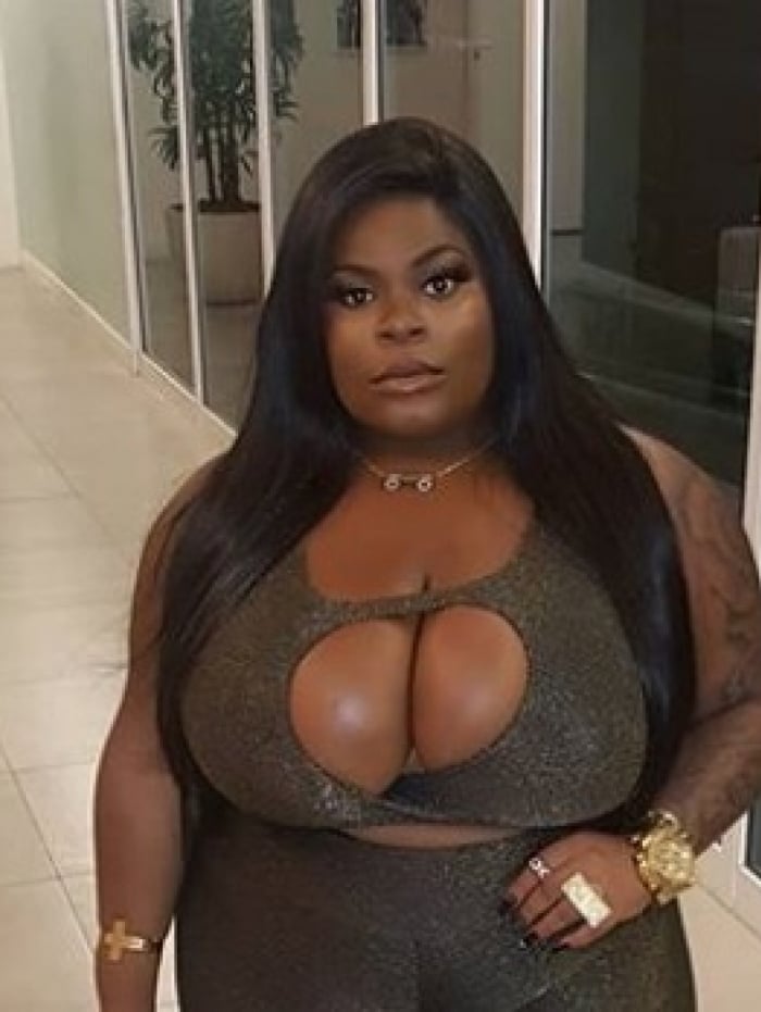 Jojo Todynho diz: 'N&atilde;o gosto de peito pequeno'