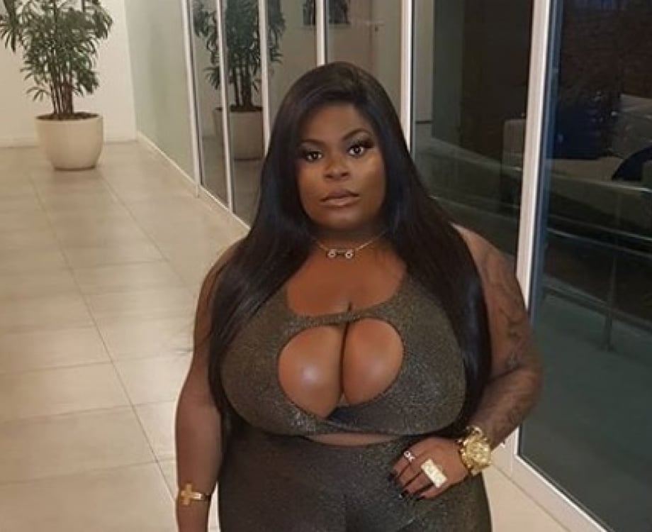 Jojo Todynho diz: 'N&atilde;o gosto de peito pequeno'