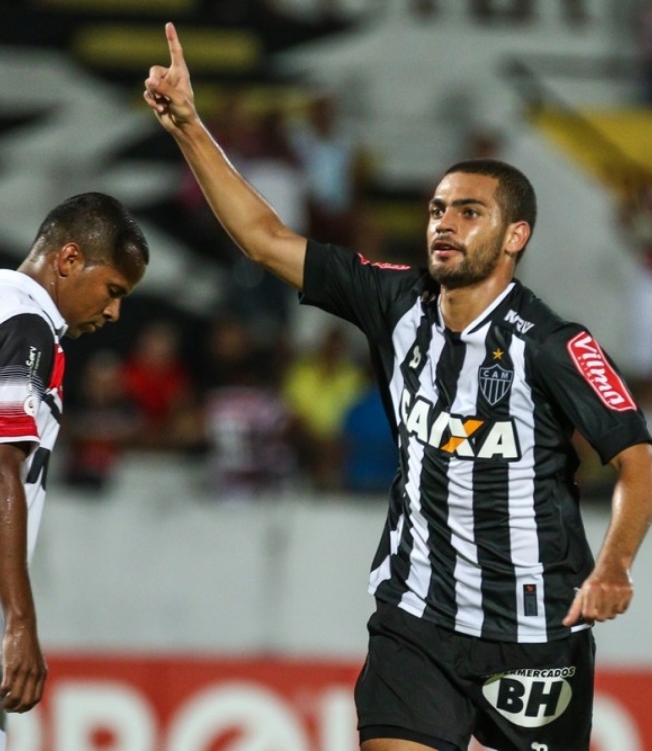 Clayton não tem sido aproveitado no Atlético Mineiro