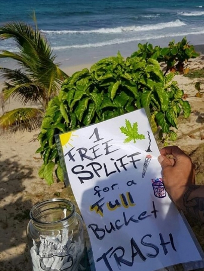 Hostel da Jamaica oferece baseado gigante em troca de saco cheio de lixo da praia