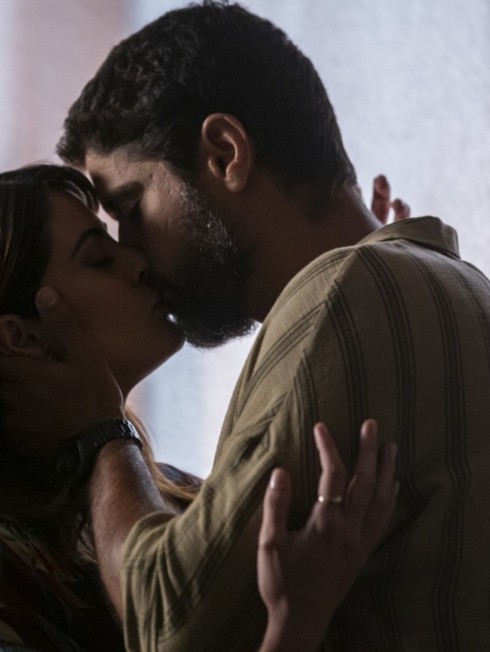 Helena e Hussein se apaixonaram
