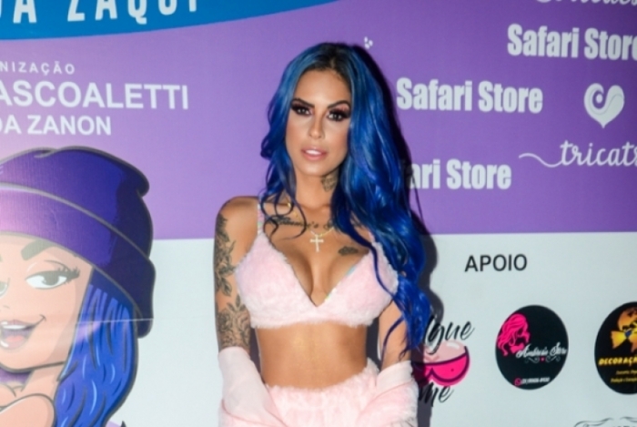 A aniversariante Tati Zaqui