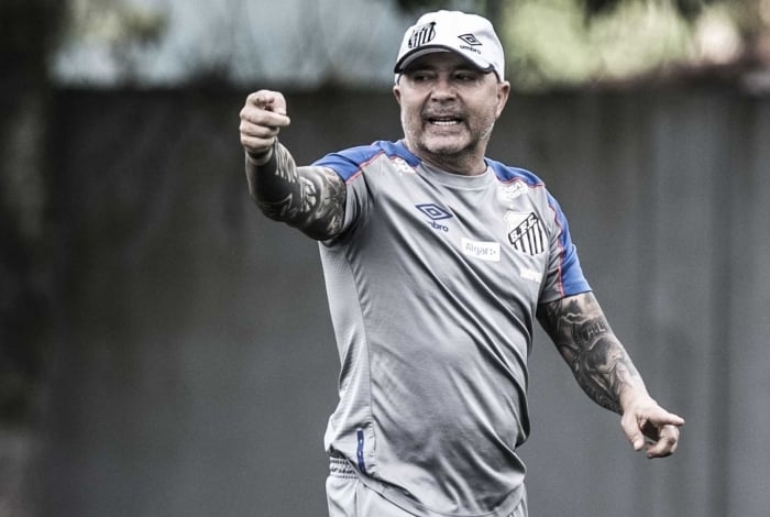 Sampaoli está há 9 meses no Santos e já se integrou à vida na cidade 