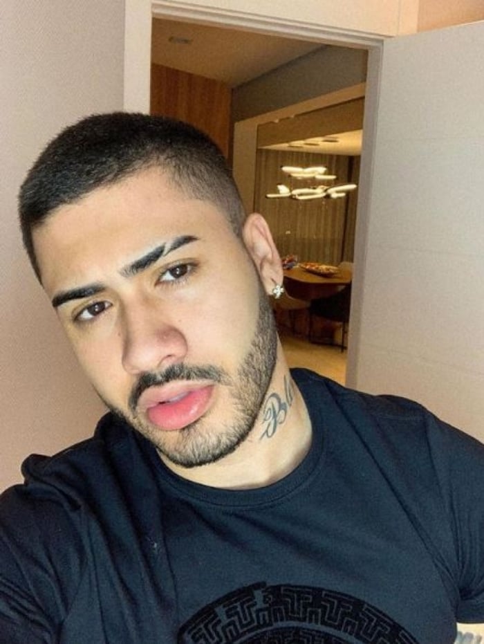 Kevinho fala sobre 'fora' em Anitta e conta se ficaria com Sasha e Bruna Marquezine