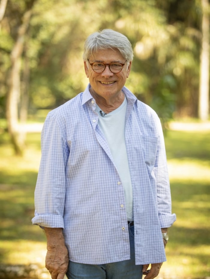 Sérgio Chapelin encerra ciclo após 26 anos à frente da atração
