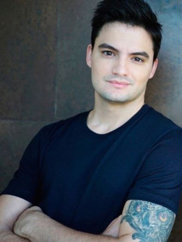 Felipe Neto critica vídeo de Silvio Santos