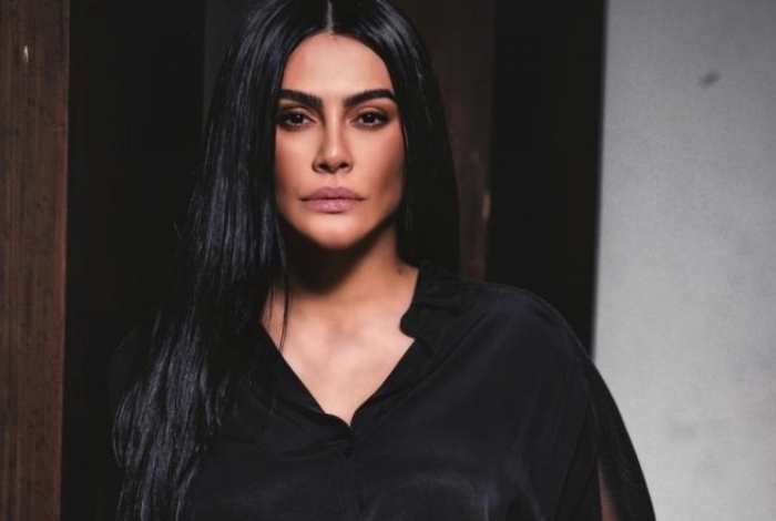 Cleo no lançamento da série para o IGTV