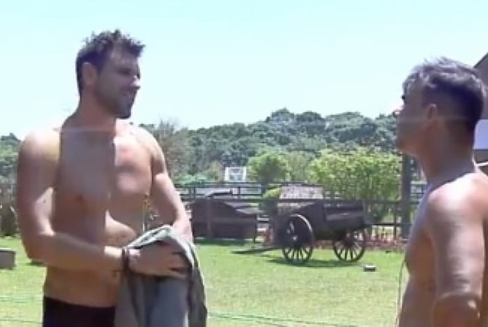 Guilherme Leão revela amor por Tati