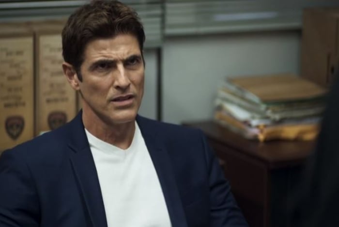 Régis (Reynaldo Gianecchini), em 'A Dona do Pedaço'