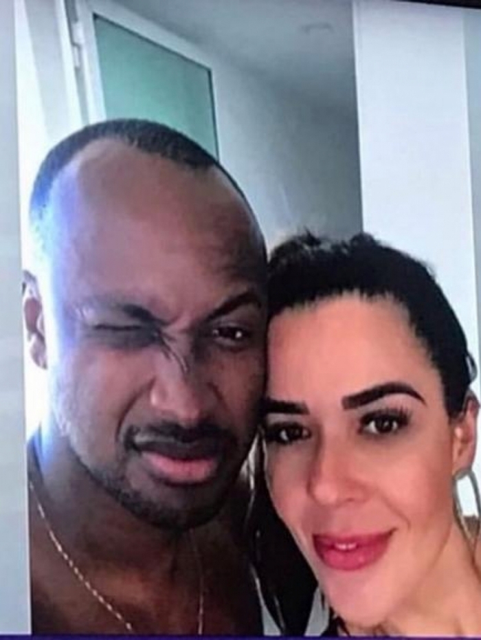 Thiaguinho com morena misteriosa