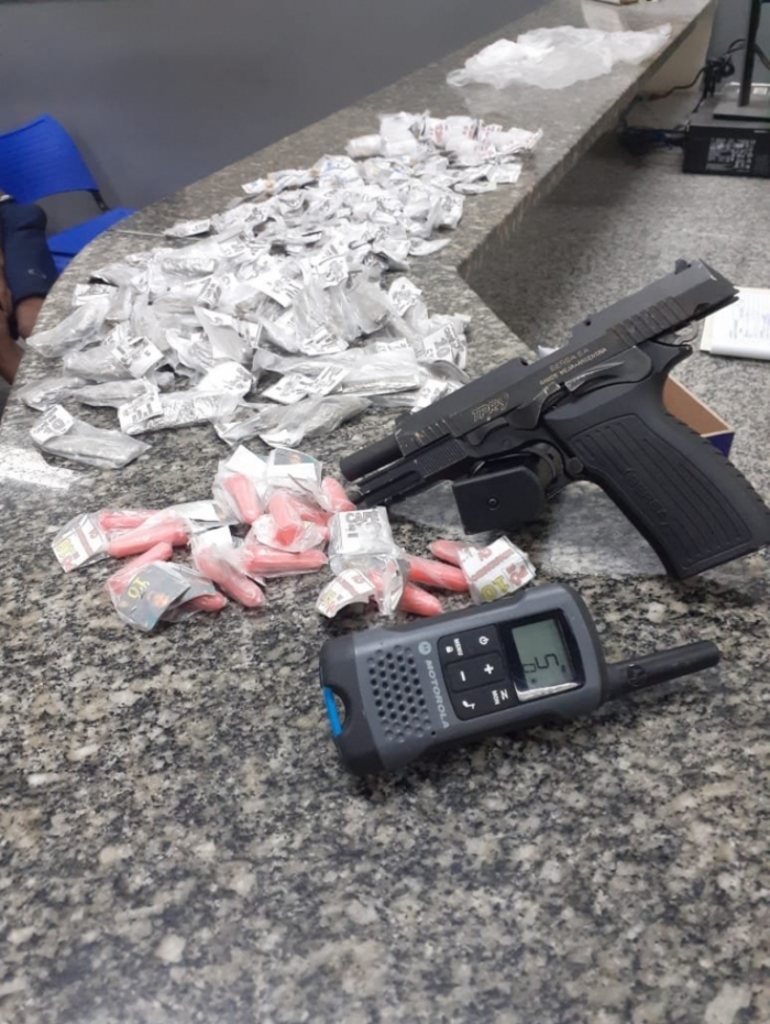 Material apreendido em São Gonçalo