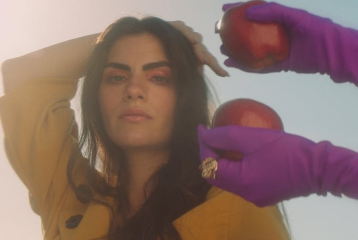 Thalicia lança o seu primeiro single, 'Mete o pé'