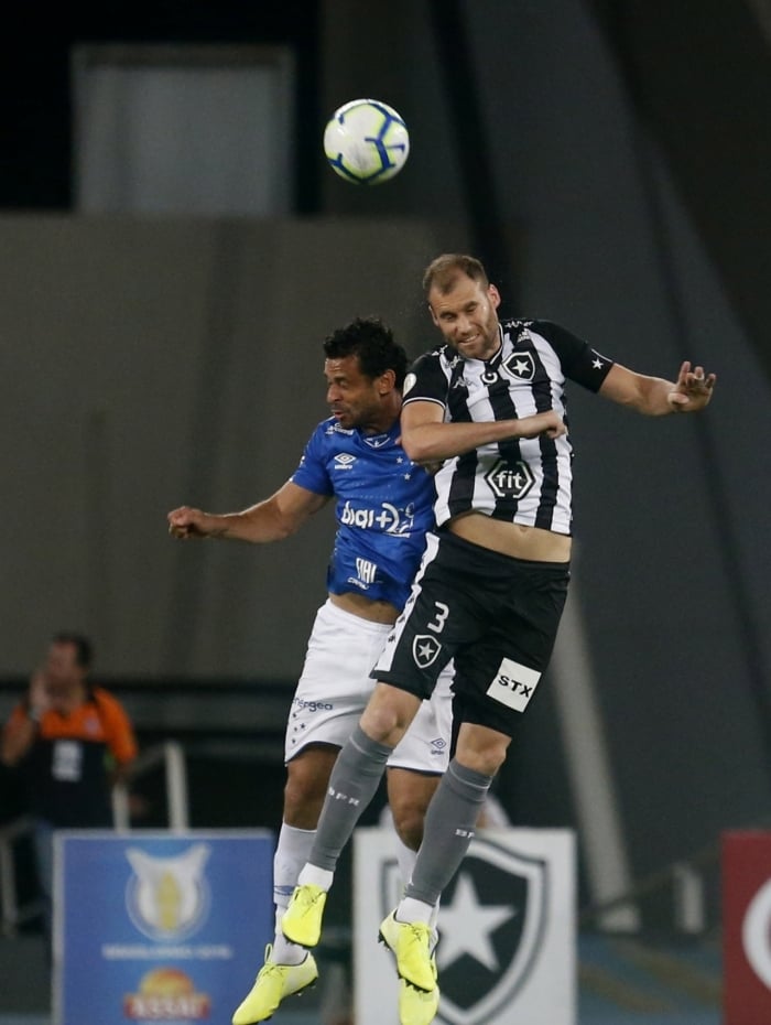 Carli. Botafogo x Cruzeiro no Estadio Nilton Santos. 31  de Outubro de 2019, Rio de Janeiro, RJ, Brasil. Foto: Vitor Silva/Botafogo. .Imagem protegida pela Lei do Direito Autoral Nº 9.610, DE 19 DE FEVEREIRO DE 1998.