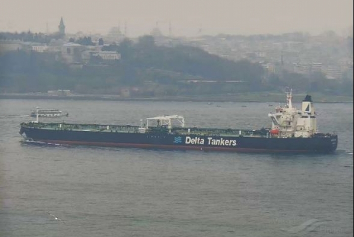 Navio petroleiro Bouboulina é suspeito de vazar óleo cru que atingiu o litoral do Nordeste