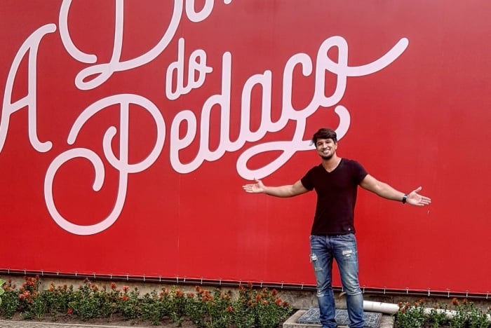 Treinador de boxe gato vivido por Leo San leva fãs de A Dona do Pedaço ao delírio