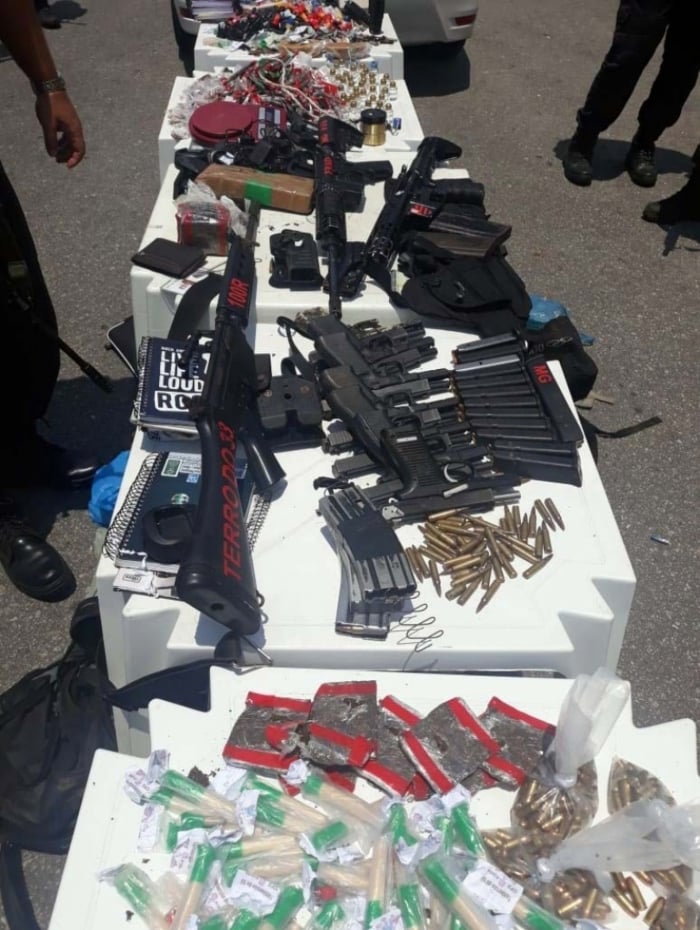 As armas apreendidas na operação na comunidade do Frade
