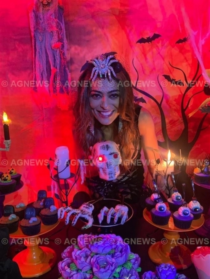 AGN_1773645 - Rio de Janeiro, BRASIL  -  Festa de Halloween da novela A Dona do Pedaço, Curicica- Jacarepaguá.

Pictured: Juliana Paes e Paola de Oliveira

AgNews 1 NOVEMBRO 2019 

BYLINE MUST READ: Wallace Barbosa / AgNews

Xico Silva
telefone: (21) 98240-2501
email: agnews.fotografia@gmail.com
      Caption