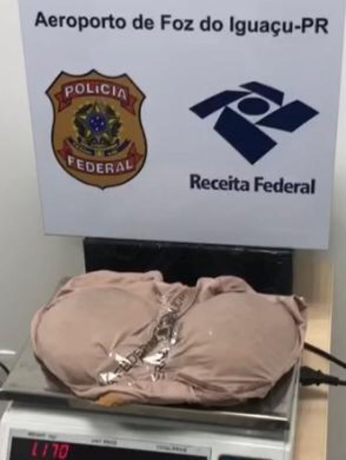 Paraguaio foi preso com bunda falsa cheia de cocaína de verdade
