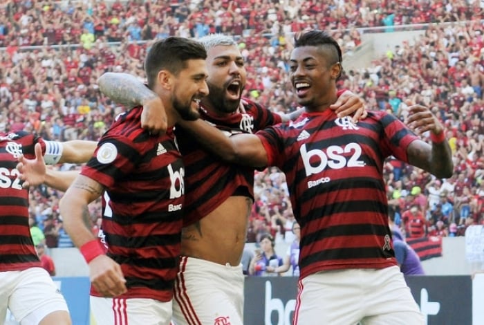 Após tropeço do Plameiras, Flamengo aumenta chances de ser campeão do Brasileirão
